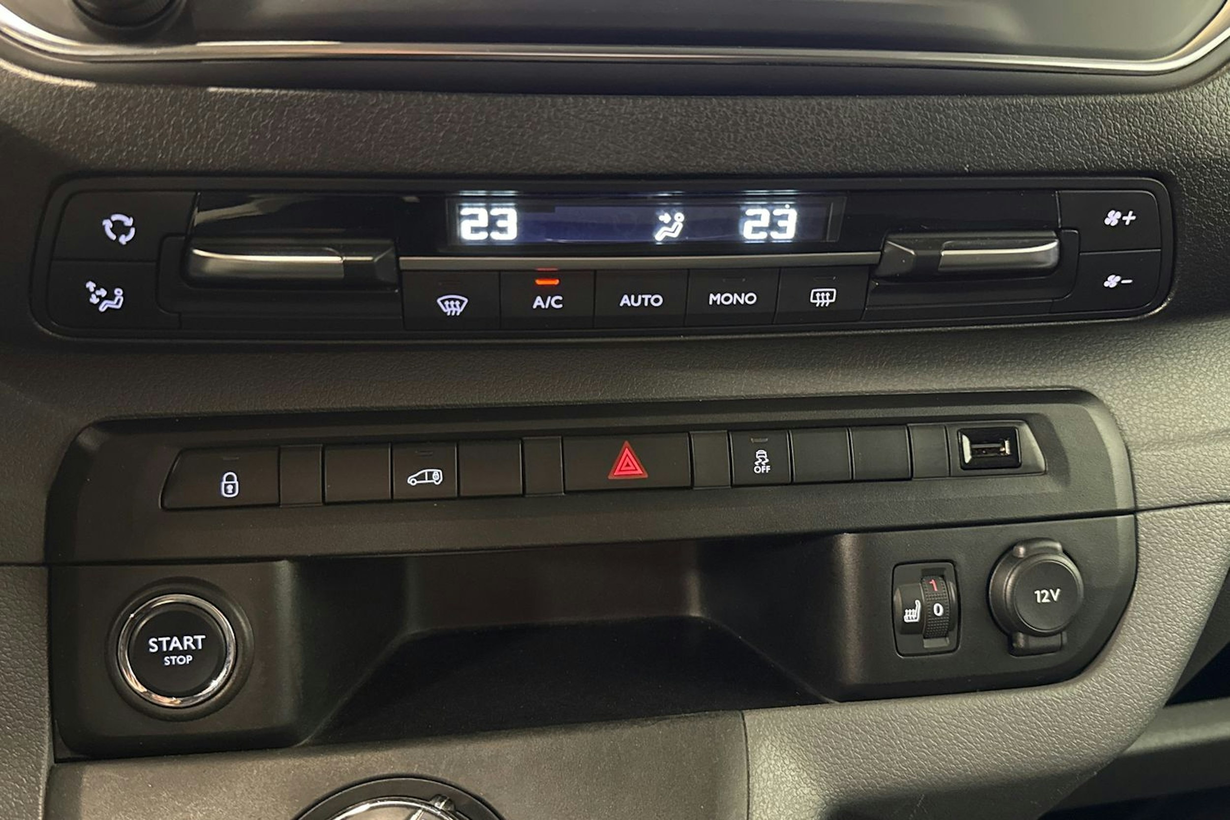 hopea Toyota Proace 2018 kuva 24.