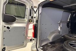 hopea Toyota Proace 2018 kuva 27.