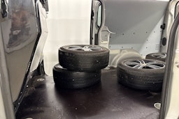 hopea Toyota Proace 2018 kuva 29.