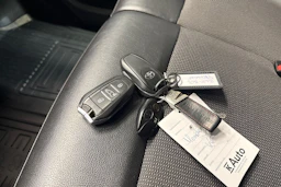 Harmaa Toyota Proace 2018 kuva 28.