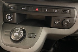 valkoinen Toyota Proace 2019 kuva 16.