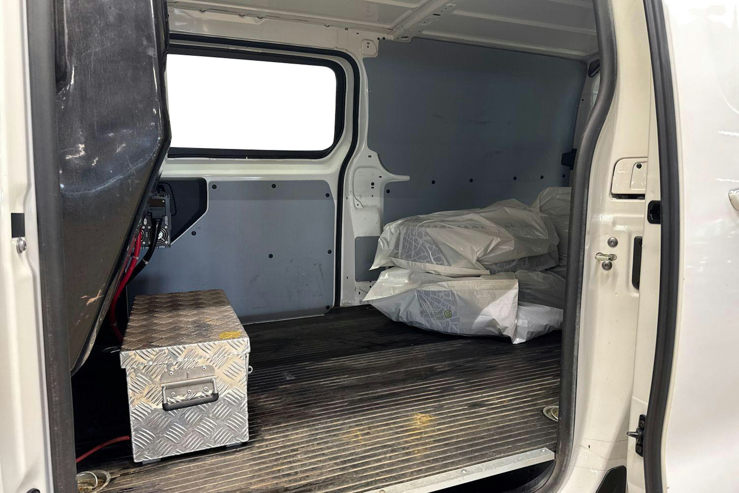 valkoinen Toyota Proace 2019 kuva 8.