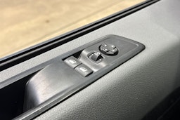 valkoinen Toyota Proace 2019 kuva 11.