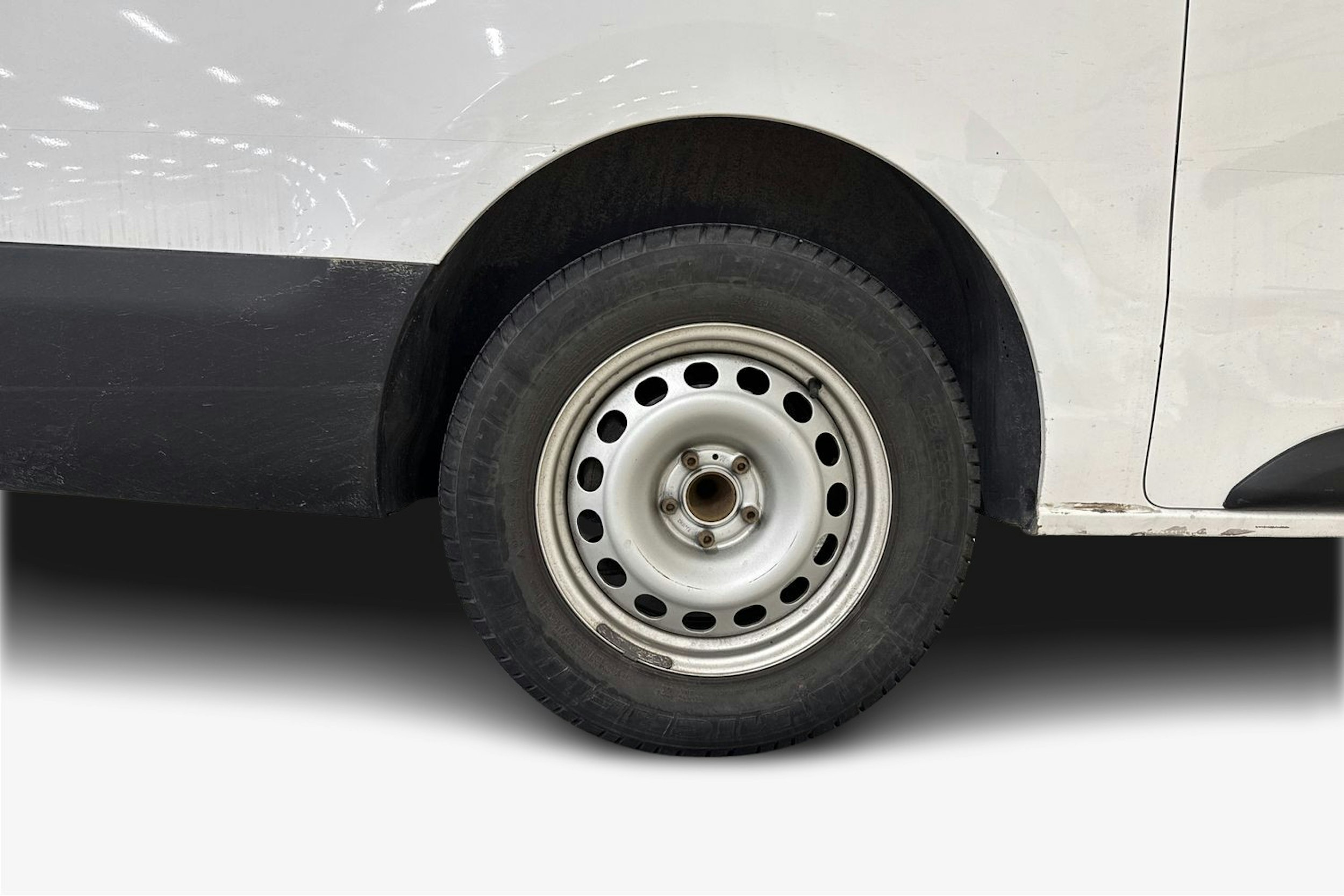 valkoinen Toyota Proace 2019 kuva 11.