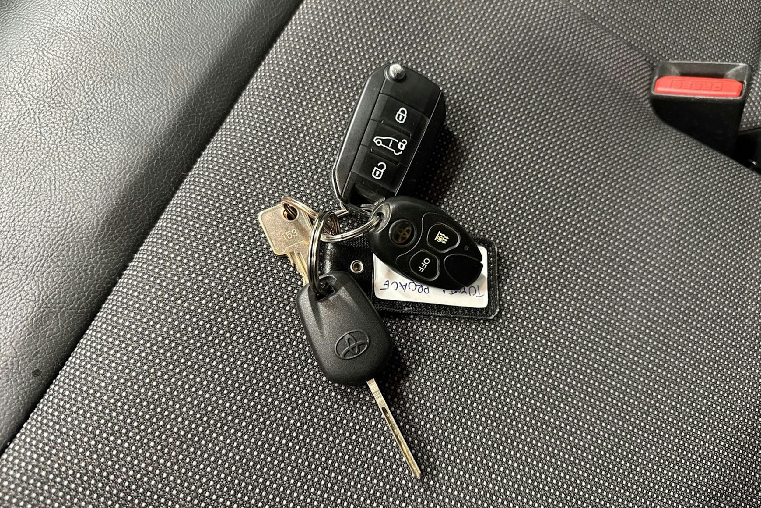 valkoinen Toyota Proace 2019 kuva 17.