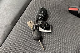 valkoinen Toyota Proace 2019 kuva 17.