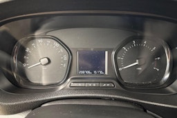 valkoinen Toyota Proace 2019 kuva 7.