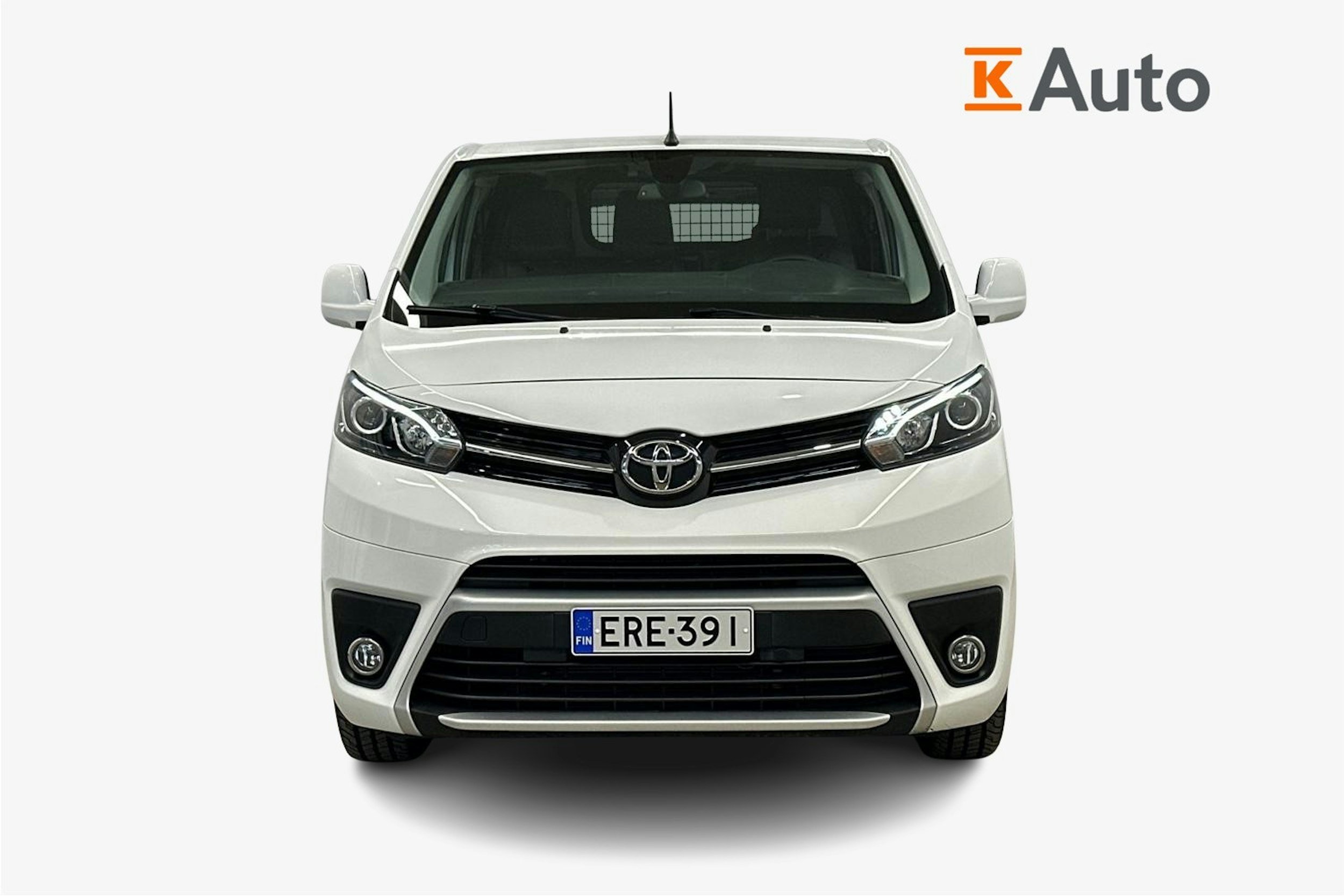 valkoinen Toyota Proace 2019 kuva 5.