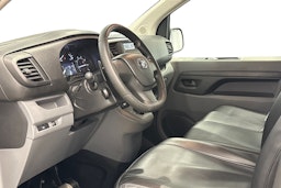 valkoinen Toyota Proace 2019 kuva 7.
