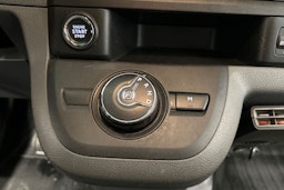 valkoinen Toyota Proace 2019 kuva 16.