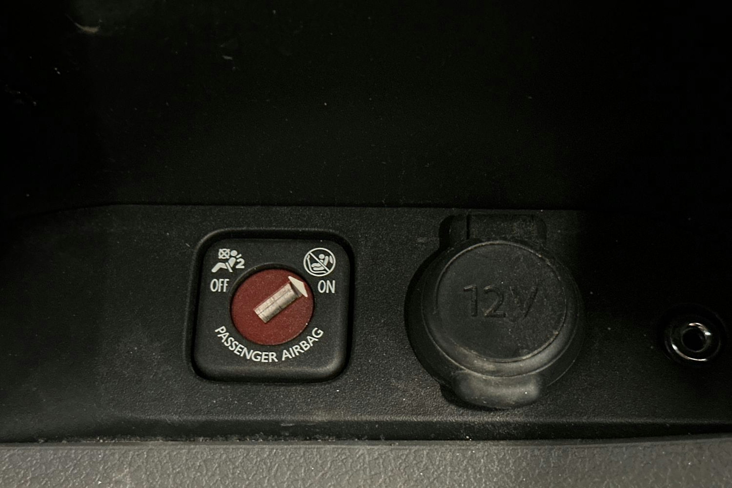 valkoinen Toyota Proace 2019 kuva 21.