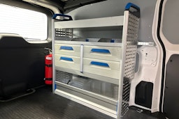 valkoinen Toyota Proace 2019 kuva 27.