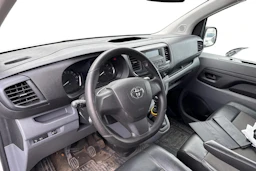 valkoinen Toyota Proace 2019 kuva 3.