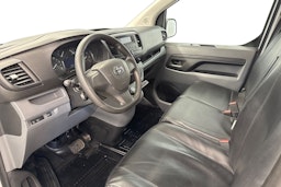 valkoinen Toyota Proace 2019 kuva 7.