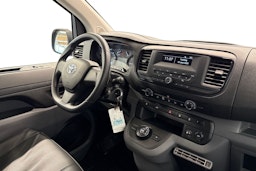valkoinen Toyota Proace 2019 kuva 10.