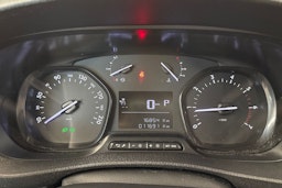 valkoinen Toyota Proace 2019 kuva 14.