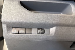 valkoinen Toyota Proace 2019 kuva 15.