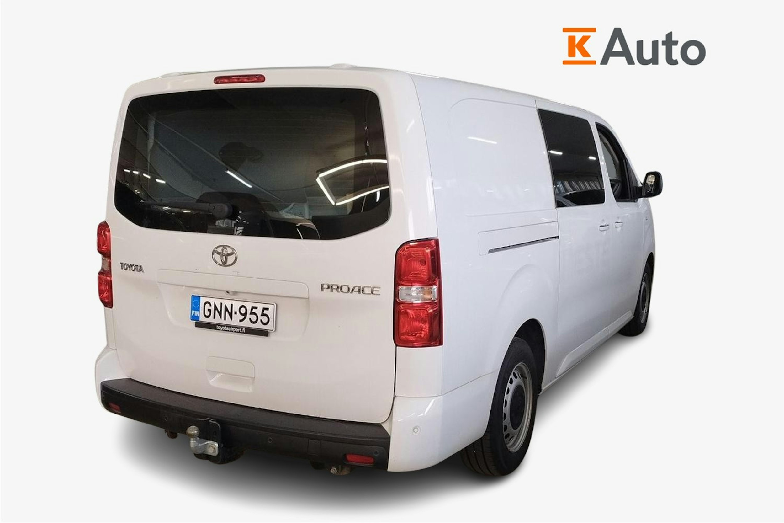 valkoinen Toyota Proace 2019 kuva 2.