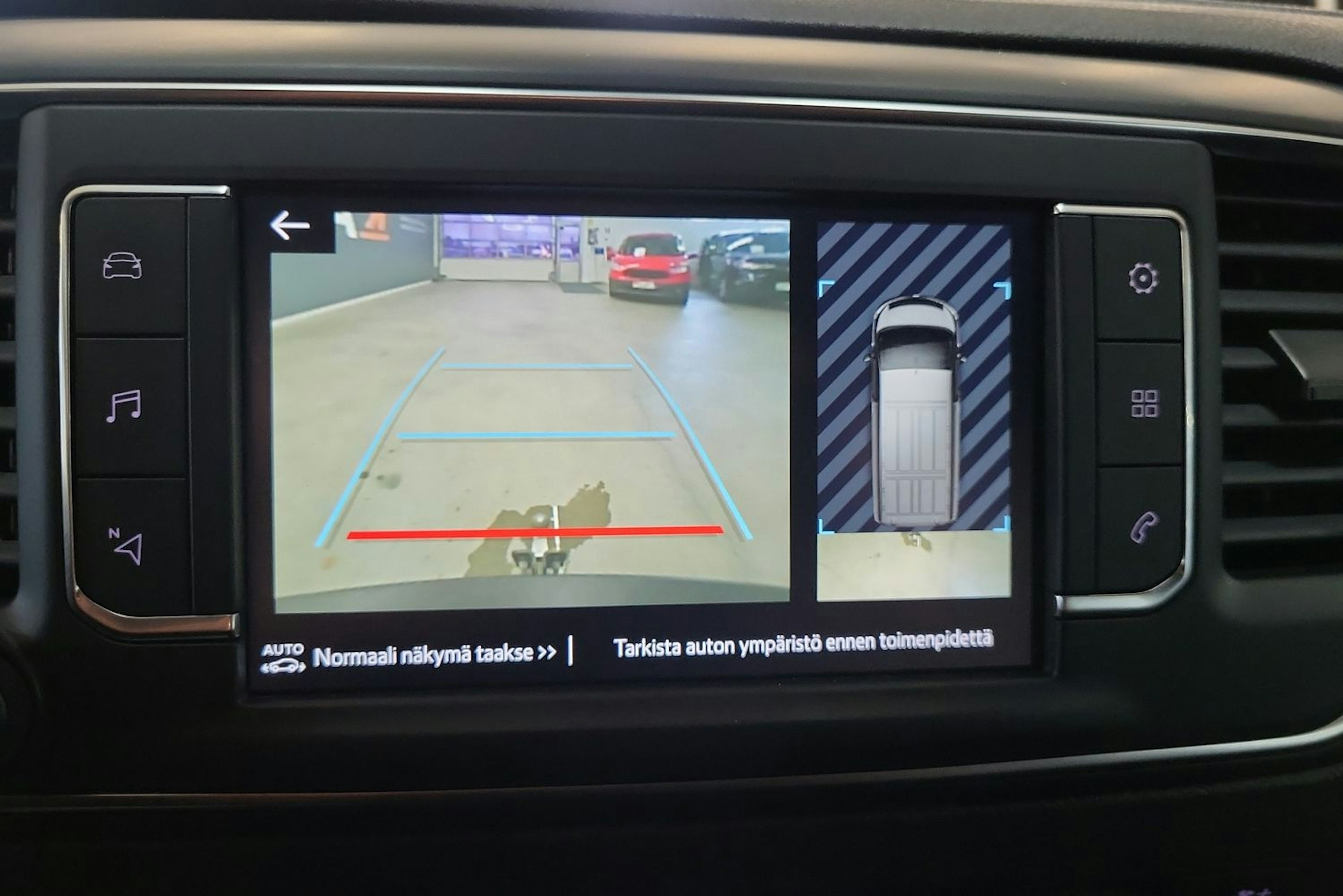 valkoinen Toyota Proace 2019 kuva 17.