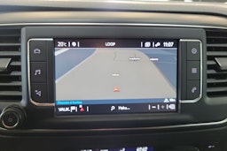 valkoinen Toyota Proace 2019 kuva 18.