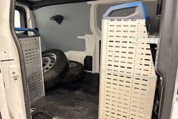 Valkoinen Toyota Proace 2019 kuva 25.