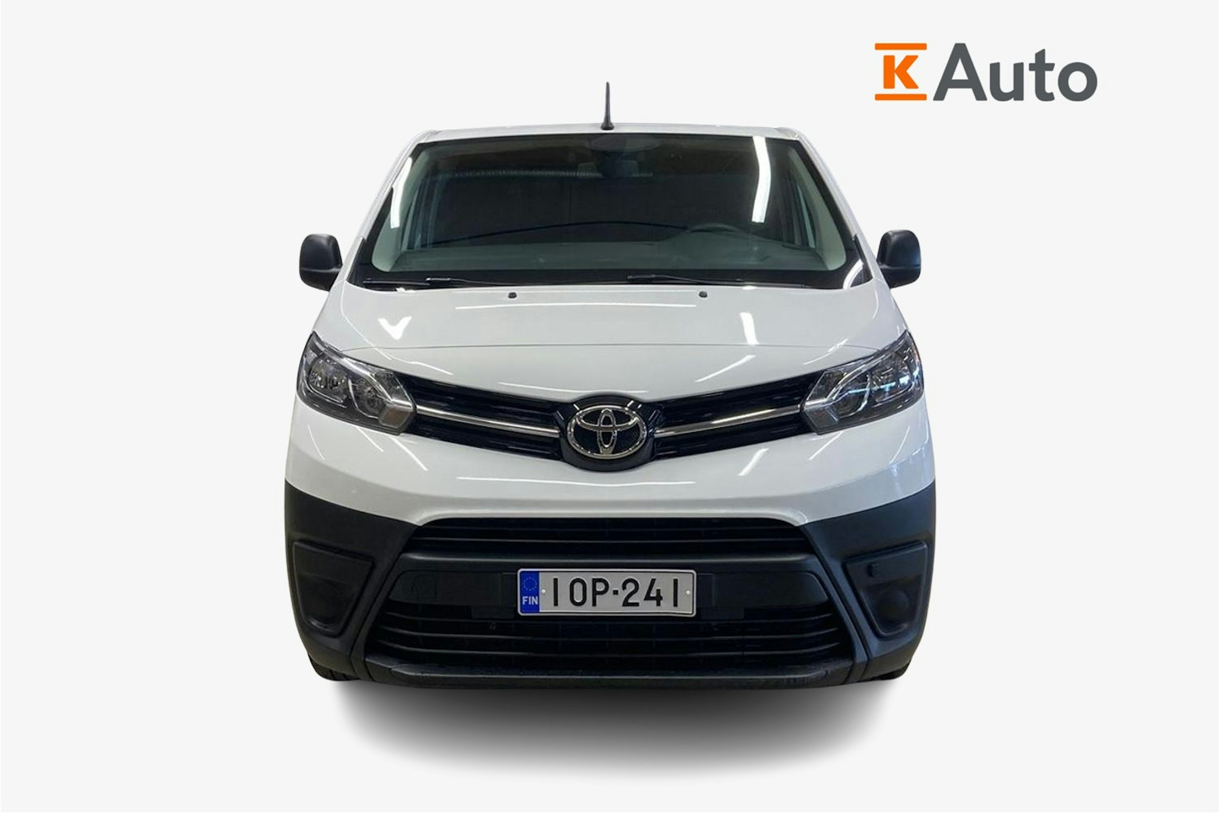 valkoinen Toyota Proace 2019 kuva 5.