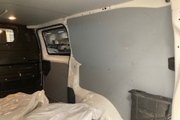 valkoinen Toyota Proace 2019 kuva 17.