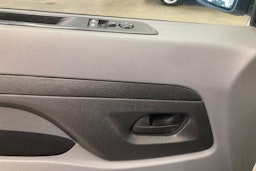 valkoinen Toyota Proace 2019 kuva 19.