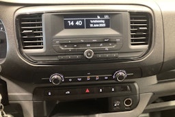valkoinen Toyota Proace 2019 kuva 22.