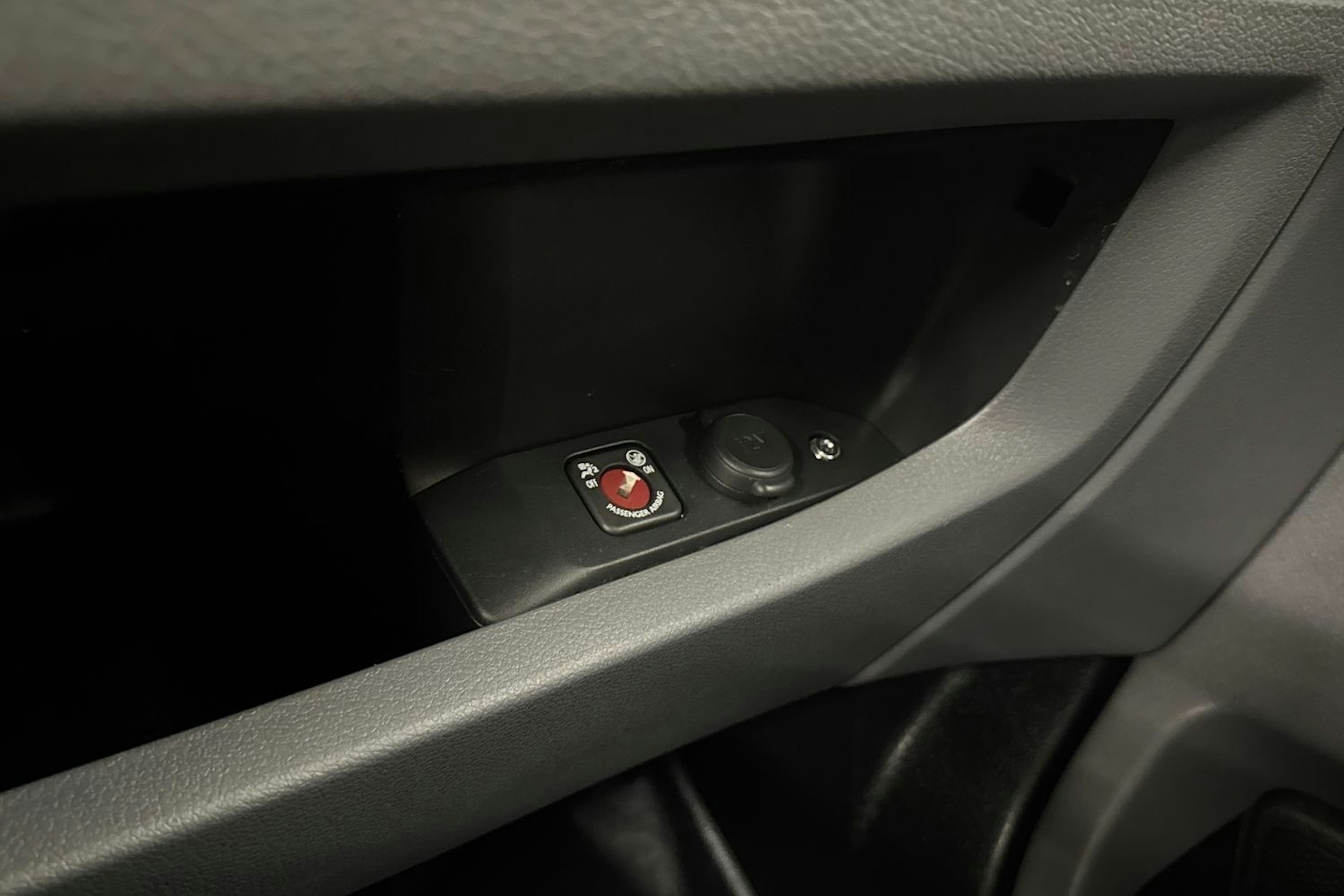 hopea Toyota Proace 2019 kuva 21.