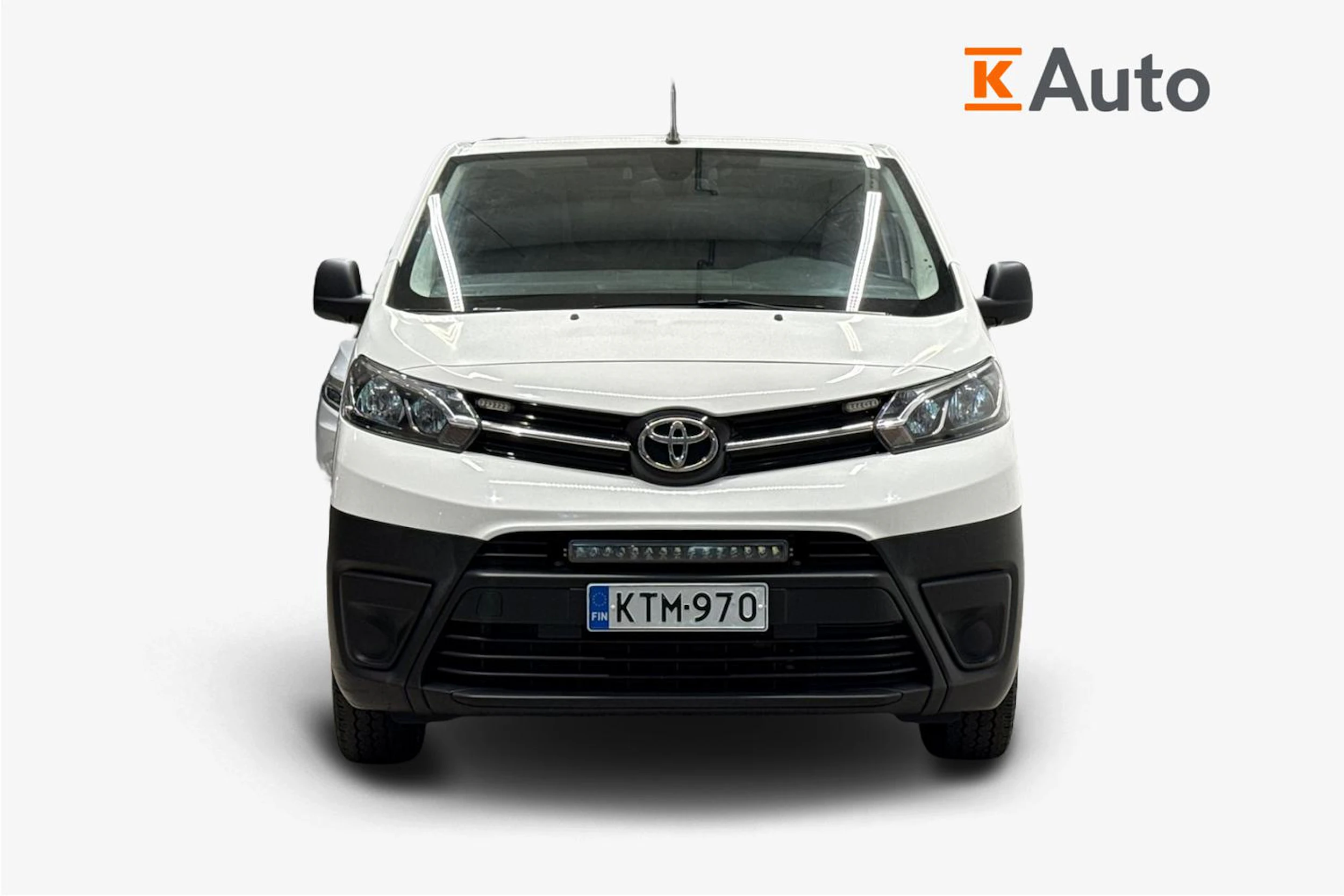 valkoinen Toyota Proace 2019 kuva 5.