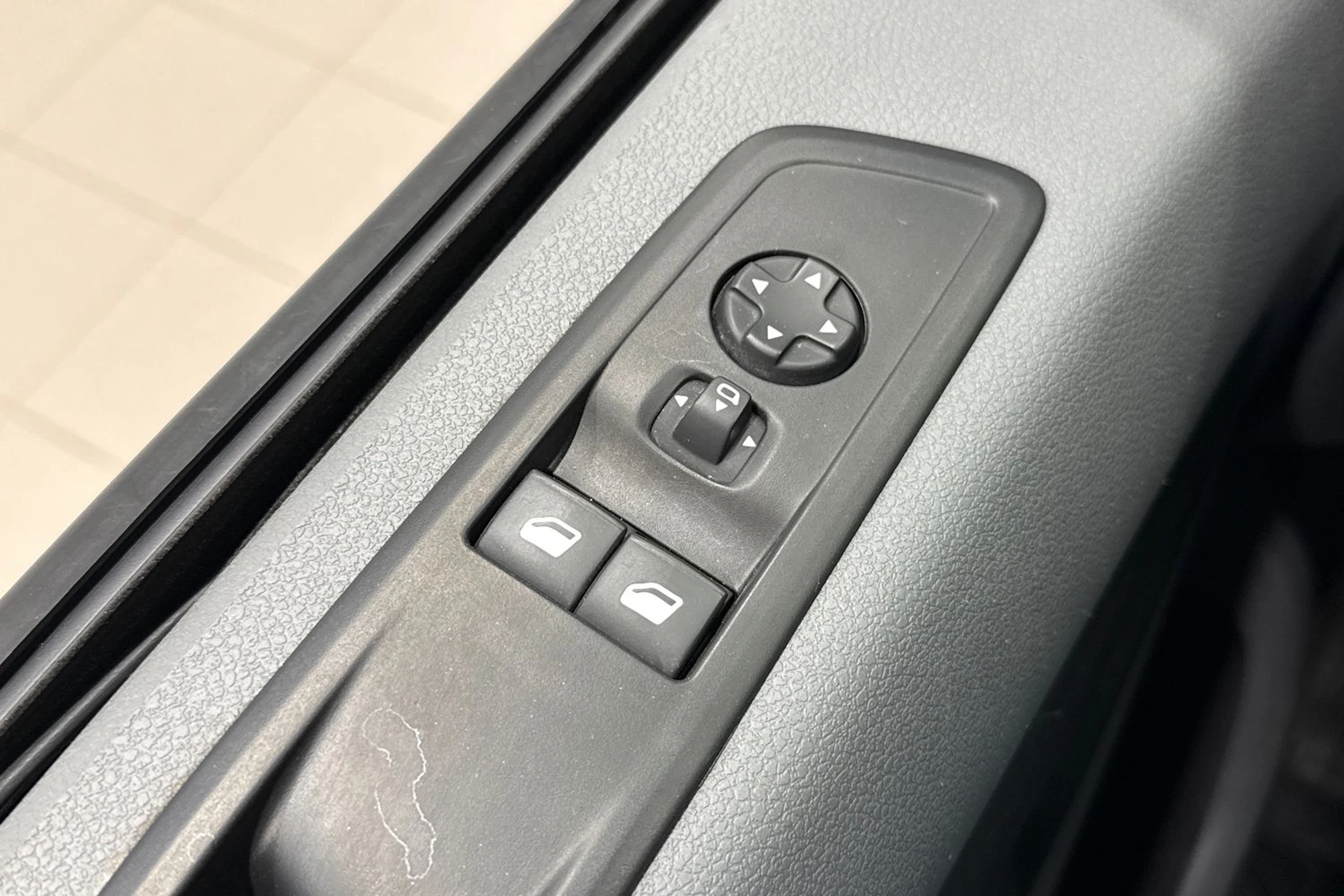 valkoinen Toyota Proace 2019 kuva 23.