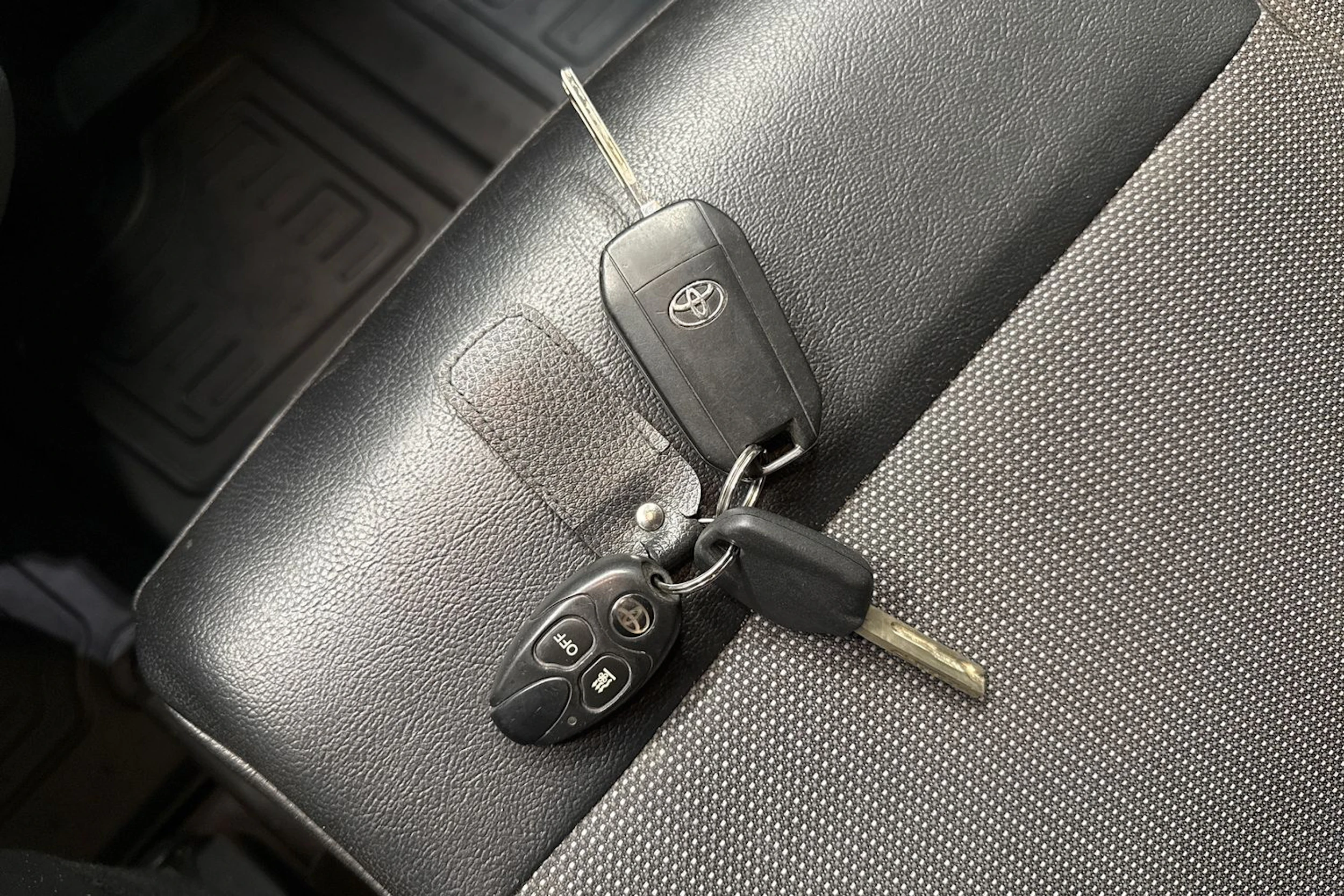 valkoinen Toyota Proace 2019 kuva 24.