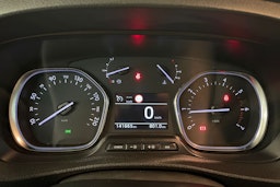 musta Toyota Proace 2019 kuva 16.