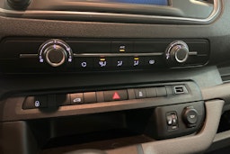 musta Toyota Proace 2019 kuva 22.