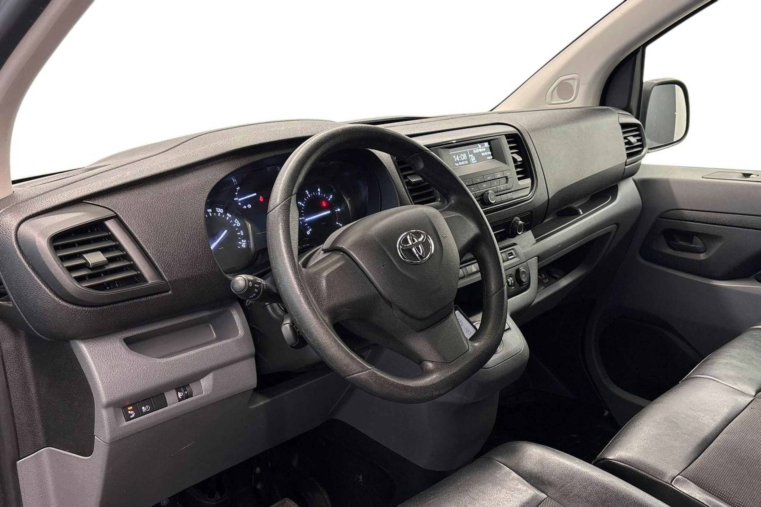 met. hopea Toyota Proace 2020 kuva 7.