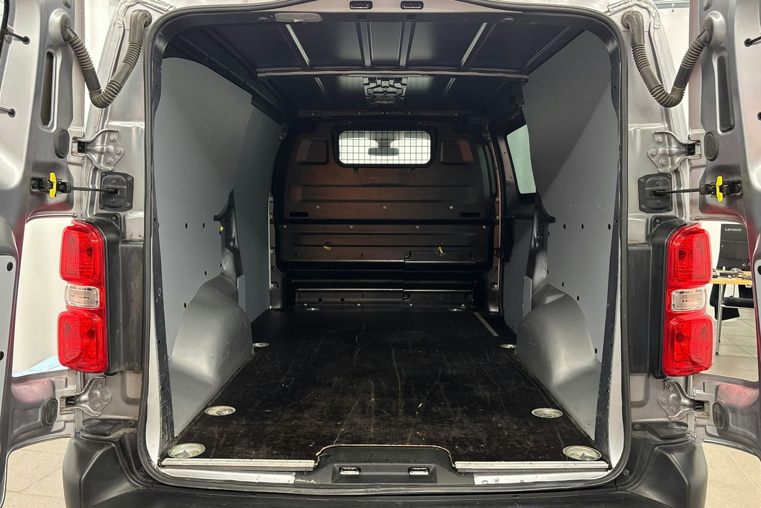 met. hopea Toyota Proace 2020 kuva 19.