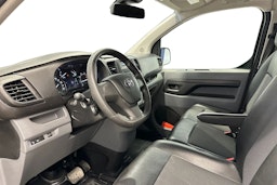musta Toyota Proace 2020 kuva 6.