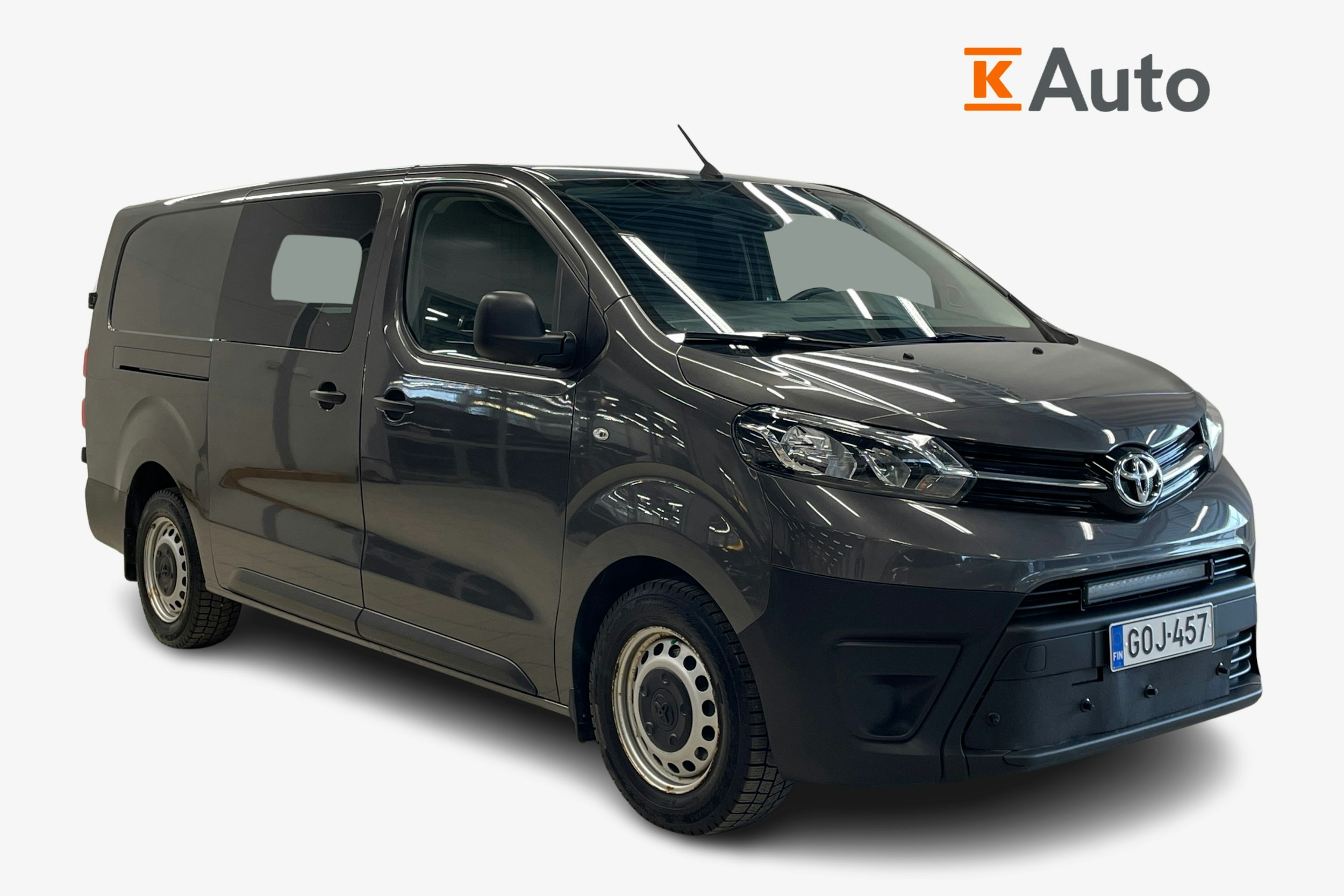 Harmaa Toyota Proace 2020 kuva 1.