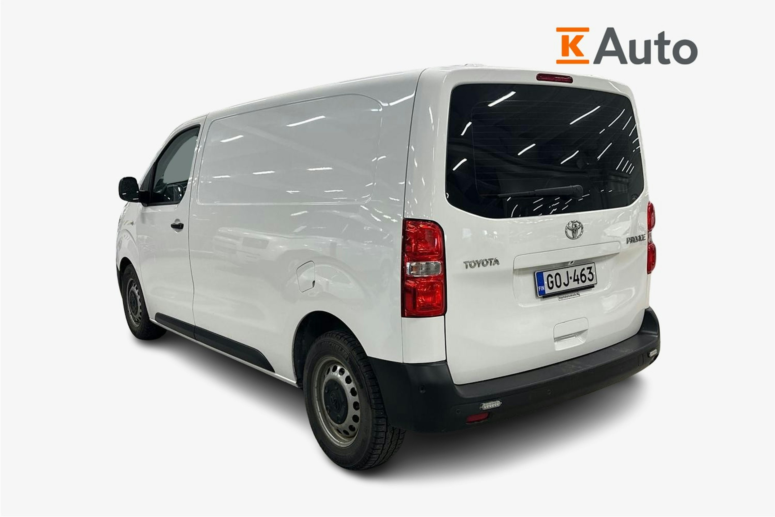 valkoinen Toyota Proace 2021 kuva 2.