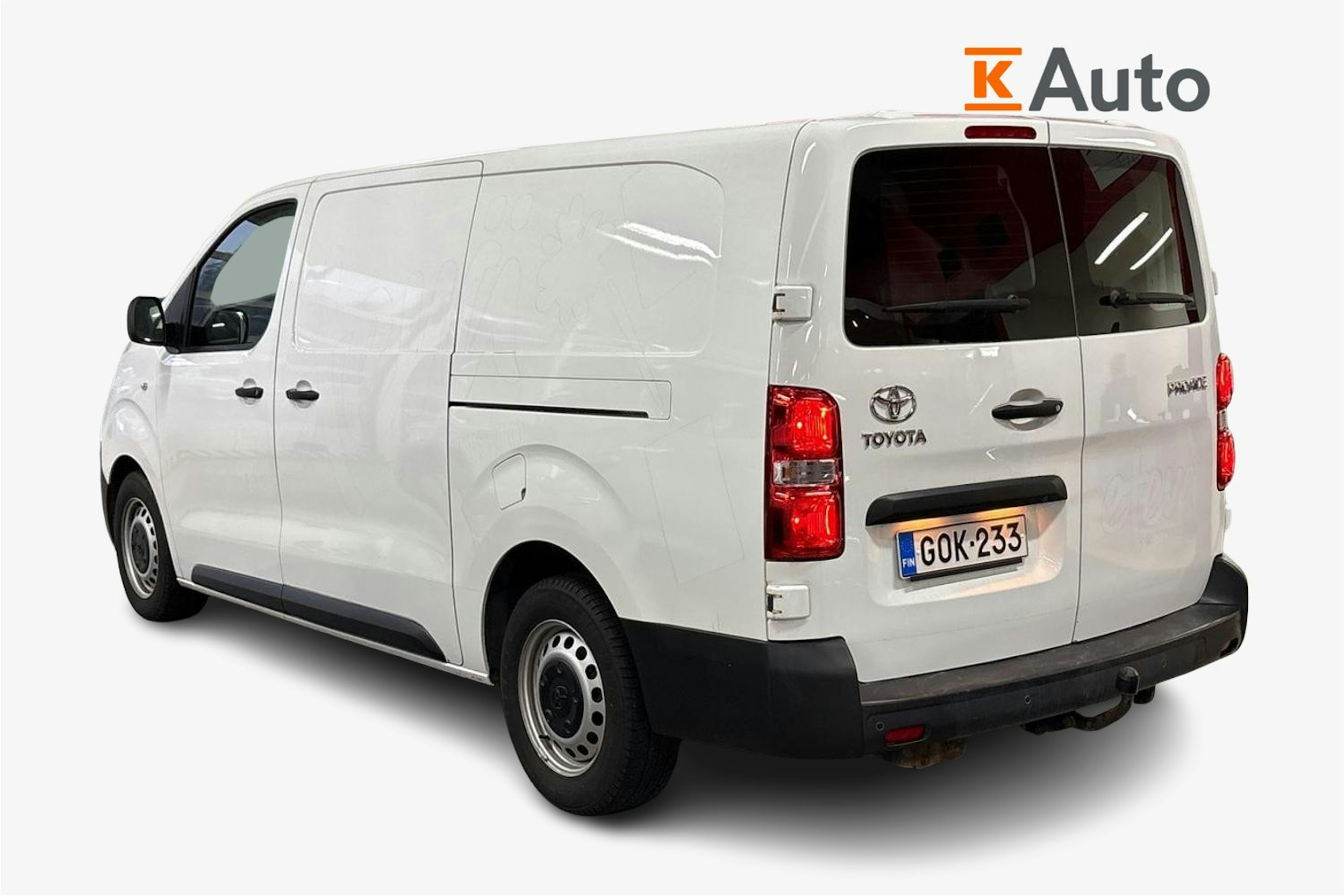 Valkoinen Toyota Proace 2020 kuva 2.