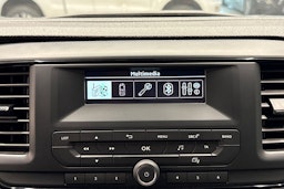 Valkoinen Toyota Proace 2020 kuva 17.