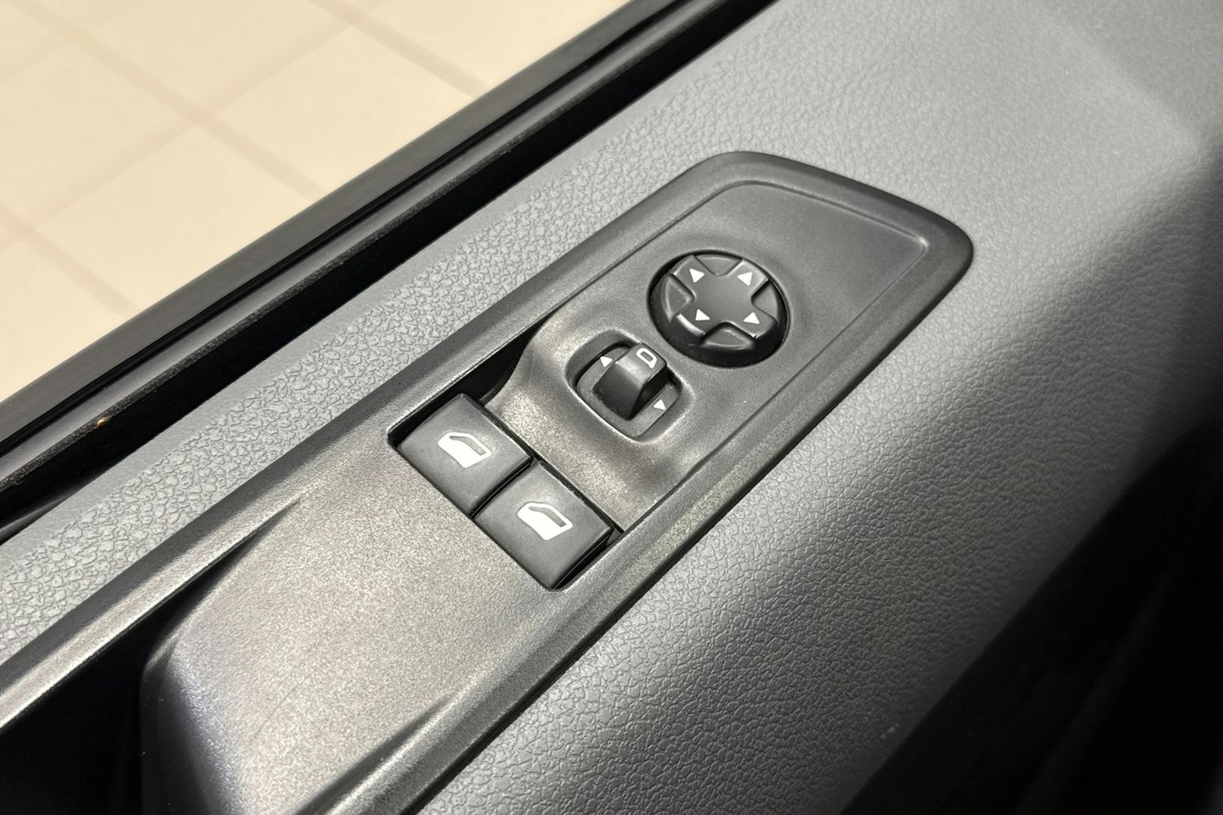Valkoinen Toyota Proace 2020 kuva 19.