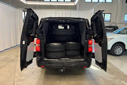 musta Toyota Proace 2020 kuva 4.