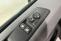 Valkoinen Toyota Proace 2020 kuva 17.