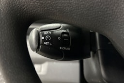 Valkoinen Toyota Proace 2020 kuva 19.