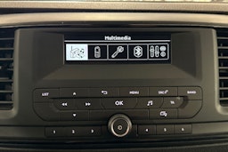 Valkoinen Toyota Proace 2020 kuva 25.