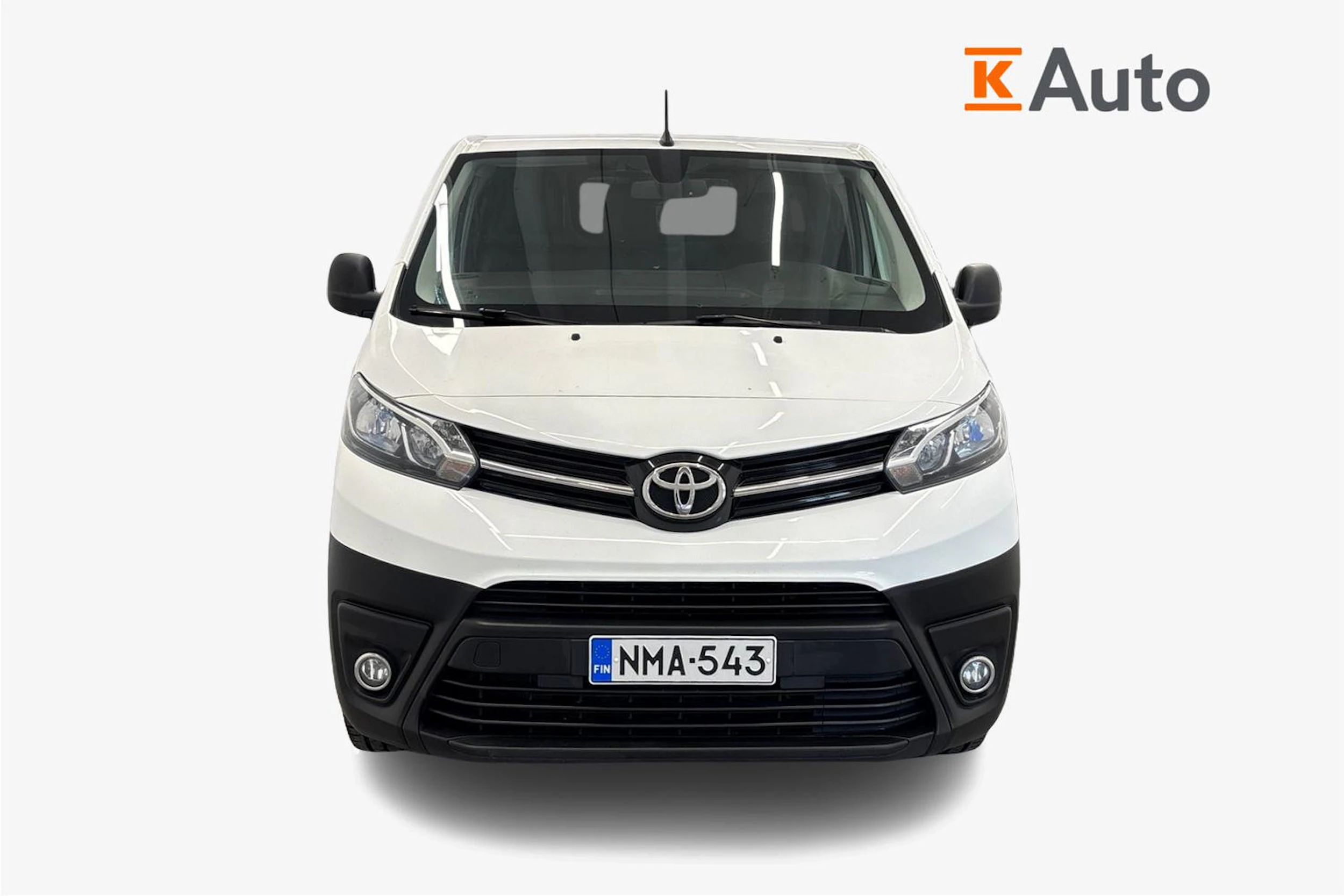 valkoinen Toyota Proace 2020 kuva 4.