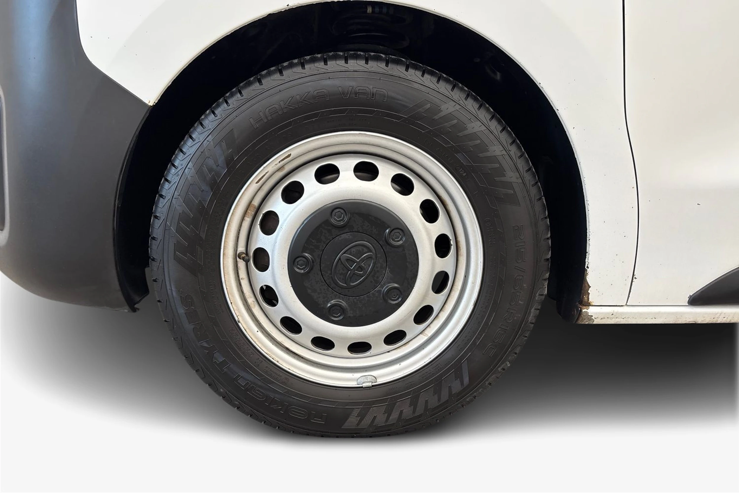 valkoinen Toyota Proace 2020 kuva 9.