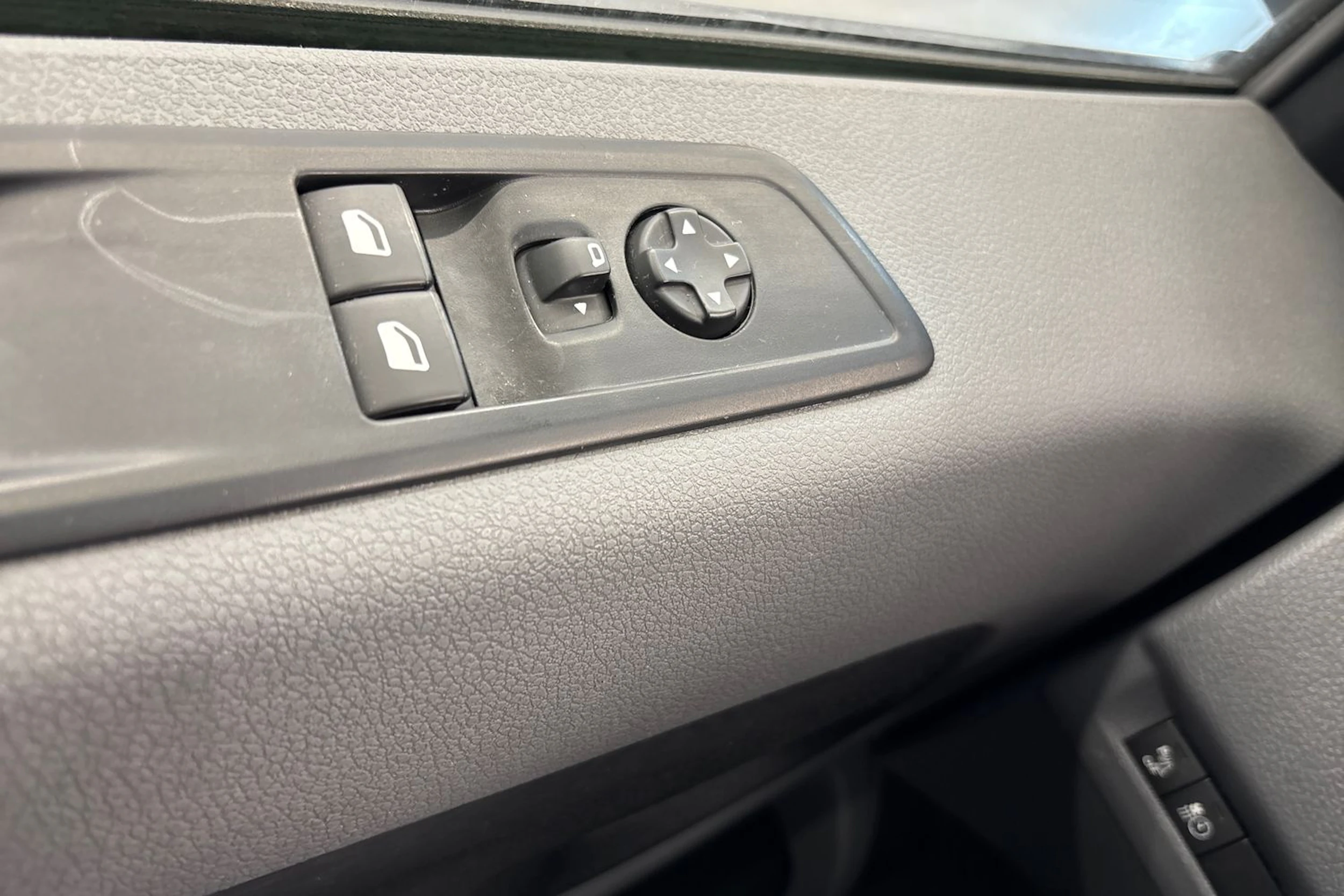valkoinen Toyota Proace 2020 kuva 14.